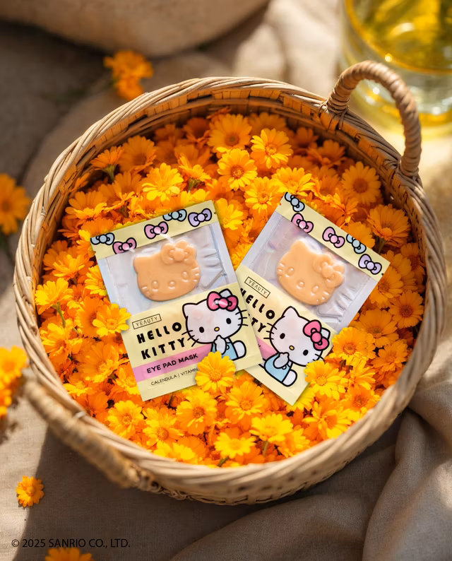 Stimmungsbild Hello Kitty Augenpads Calendula & Vitamin C