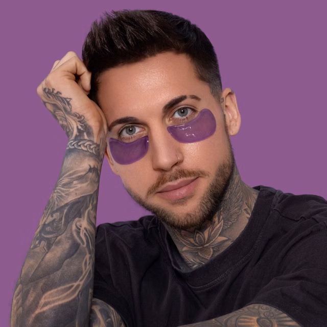 Mood image for RECHARGING RETINOL eye pad mask