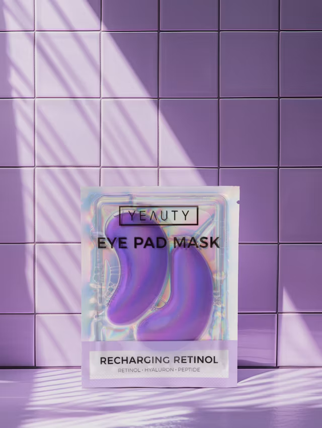 Stimmungsbild Augenpads RECHARGING RETINOL