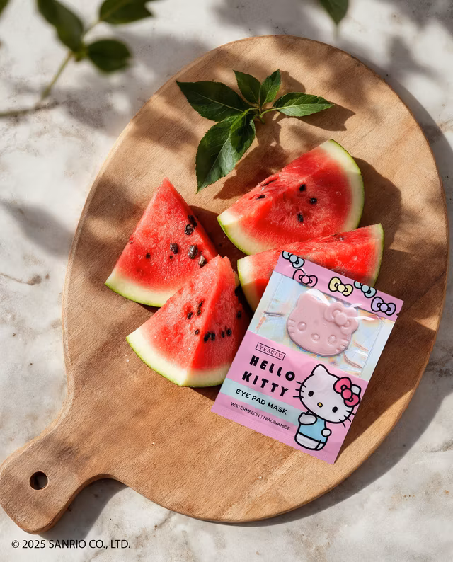 Stimmungsbild Augenpads Hello Kitty Augenpads Watermelon & Niacinamide