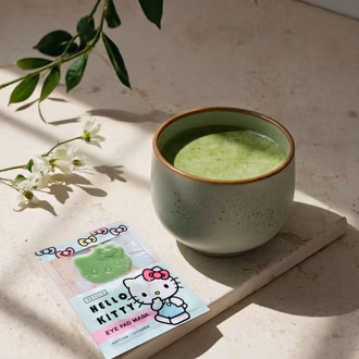 Stimmungsbild Hello Kitty Augenpads Matcha & Ceramide